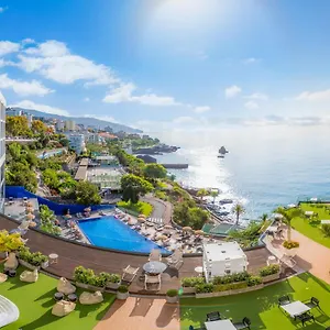 Baia Azul Отель Фуншал
