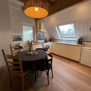 https://het-nest-inn.amsterdamhotelsnl.com